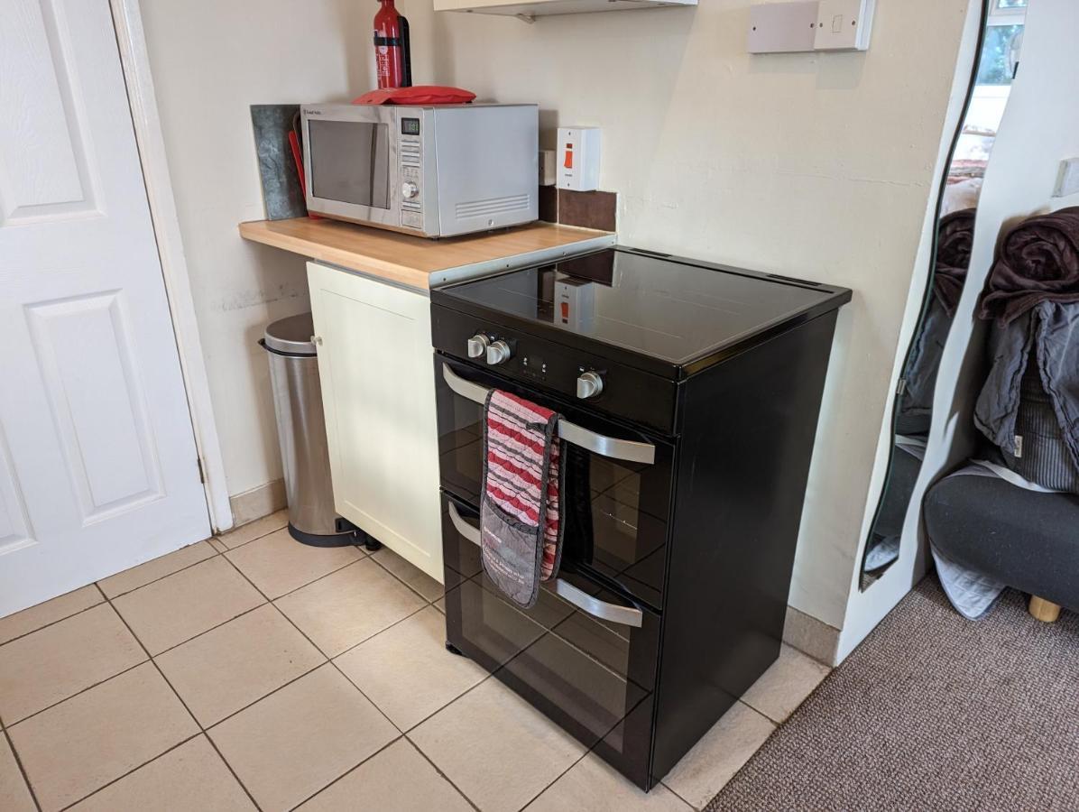 Bristol Self-Catering Studio+Kitchen+Parking المظهر الخارجي الصورة